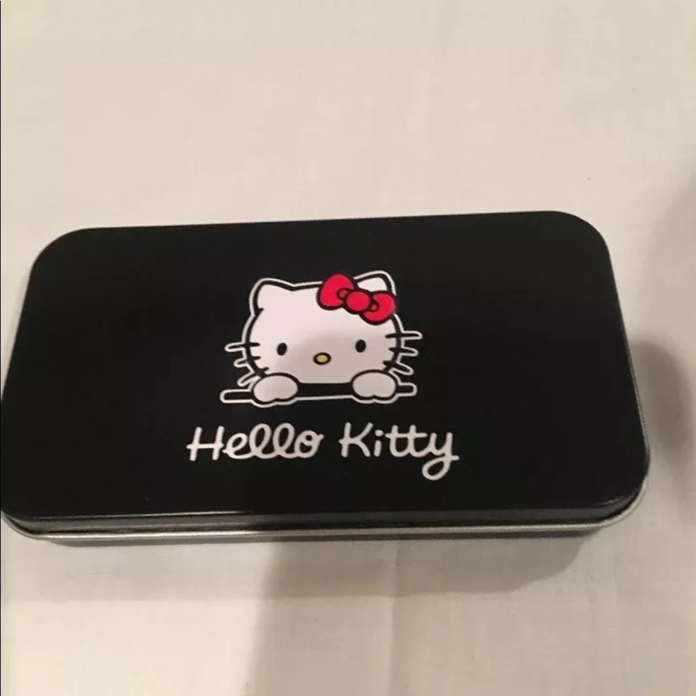 NEW Hello Kitty Cosmetic Makeup Mini Brush 7 Pcs